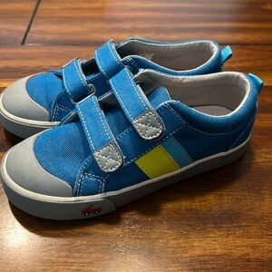 See Kai run blue shoes size 13.5